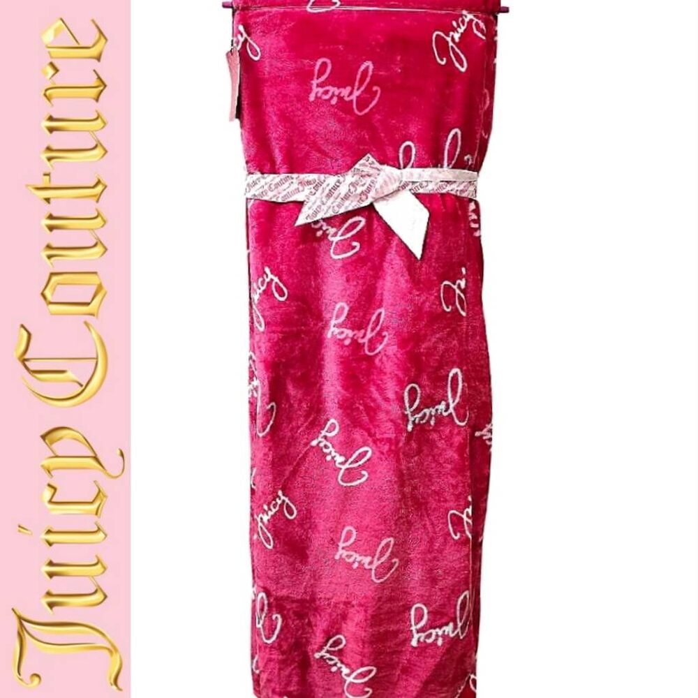 Juicy Couture Signature Logo Twin‎ Plush Throw Blanket